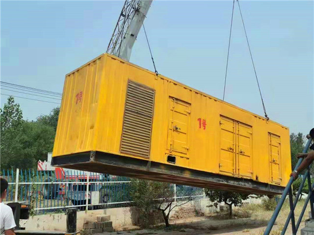 洛隆300KW柴油发电机组油耗是多少？
