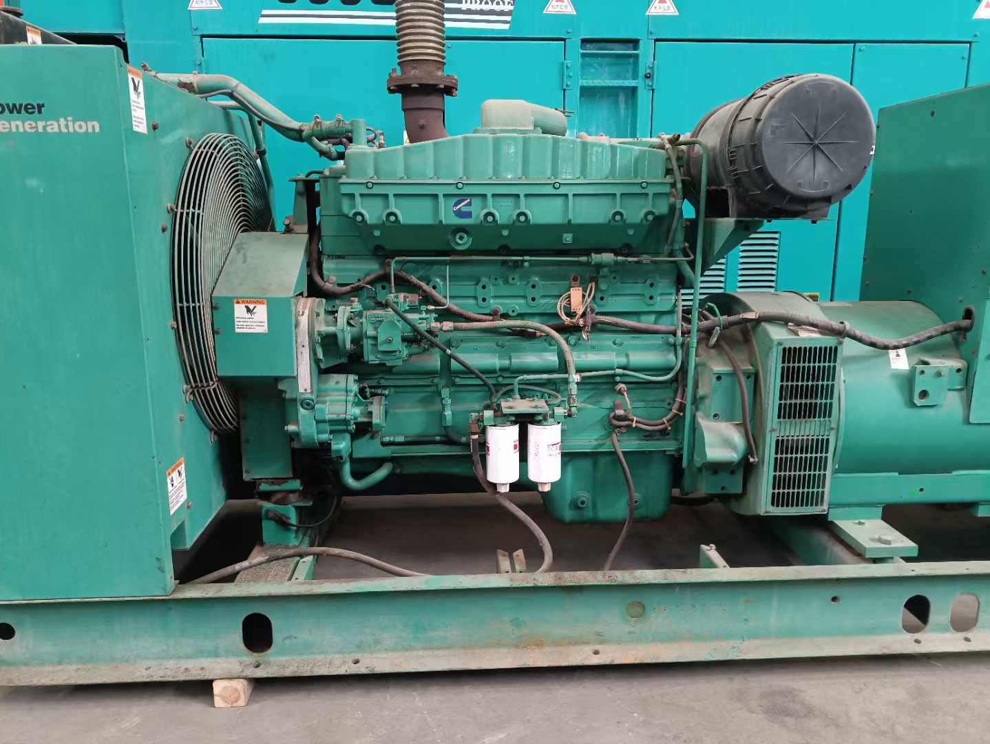 洛隆过载会对 600kW 柴油发电机组造成哪些损害？